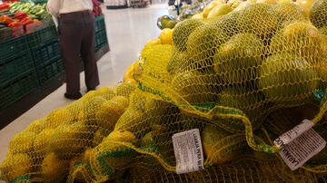 Aumento preço da laranja, Laranja no mercado, venda de laranja, suco. Foto: Serjão Carvalho/Estadão