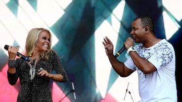 A cantora Aurea e o rapper Boss AC foram a segunda atração a se apresentar no Palco Sunset neste domingo, 27. Foto: Wilton Junior/Estadão