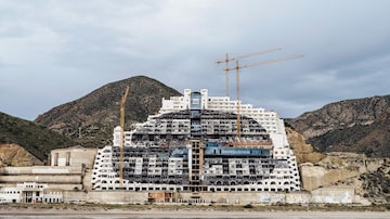 Hotel El Algarrobico perto de Almeria, que nunca chegou a ser concluído. Foto: Ben Roberts/The New York Times