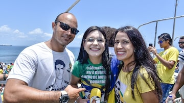 Eleitos pelo PSL na Bahia comemoram votação em Salvador. Foto: Fábio Bouzas/Estadão
