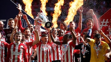 Brentford conquista terceira e última vaga para elite do futebol inglês. Foto: Matthew Childs/ Reuters