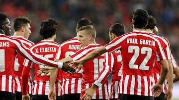 Athletic Bilbao abriu o placar aos 16 minutos com Xabier Etxeita. Foto: Luis Tejido|EFE