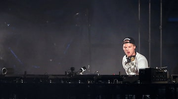 O DJ Avicii (Tim Bergling) em apresentação na Suécia em 2015. Foto: Bjorn Larsson Rosvall /TT News Agency/via REUTERS