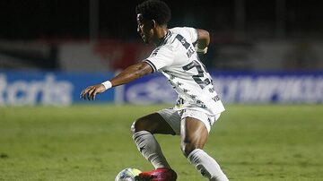Warley em ação durante jogo entre São Paulo e Botafogo. Foto: Vítor Silva/ Botafogo FR