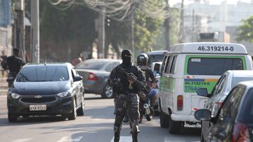 Policial participa de operação no Rio em setembro do ano passado. Foto: WILTON JUNIOR / ESTADÃO