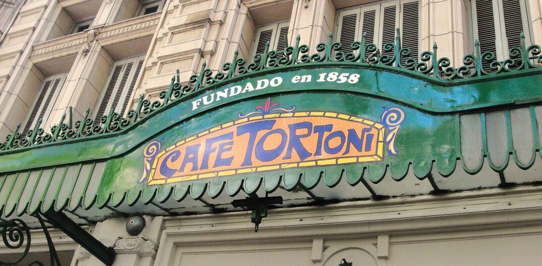 Fachada do Café Tortoni. Foto: Luigi Di Fiore/Estadão