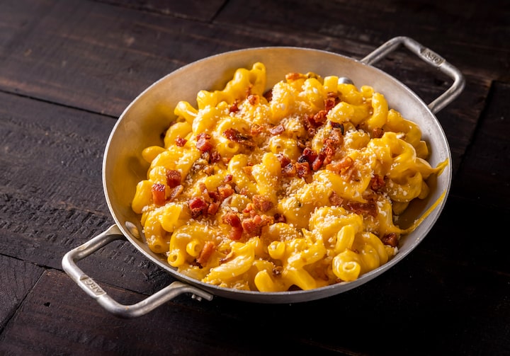 Mac and cheese com bacon