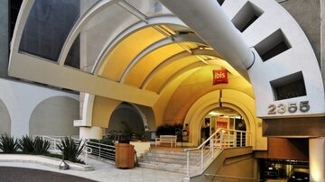 
Ibis São Paulo Paulista é um dos 324 hotéis do grupo no Brasil - Fotos: Accor

