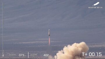 This screen grab taken from a Blue Origin broadcast shows the NS24 rocket blasting off from the Blue Origin base near Van Horn, Texas, on December 19, 2023. (Photo by Jose ROMERO / BLUE ORIGIN / AFP) / RESTRICTED TO EDITORIAL USE - MANDATORY CREDIT "AFP PHOTO / BLUE ORIGIN " - NO MARKETING - NO ADVERTISING CAMPAIGNS - DISTRIBUTED AS A SERVICE TO CLIENTS. Foto: Jose Romero/Blue Origin/AFP 