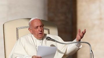 Papa Francisco fortalece grupos LGBT na Igreja. Foto: Remo Casilli/ Reuters