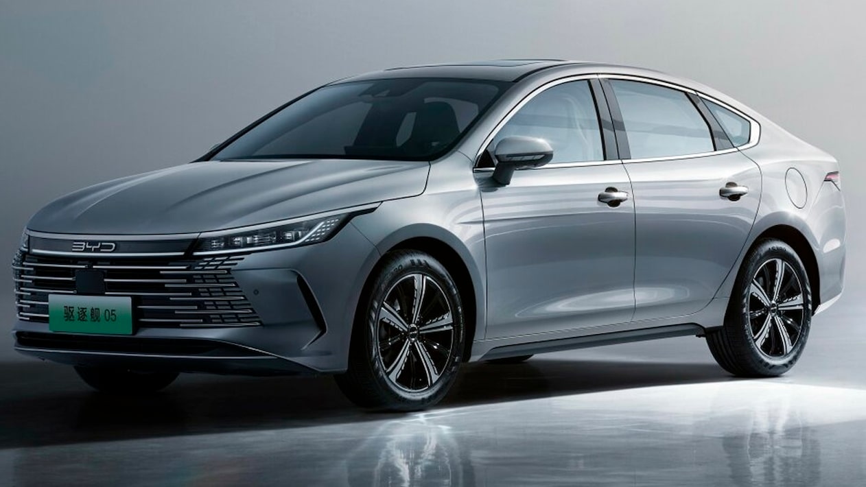 BYD King é maior e mais potente quando comparado ao Toyota Corolla BYD King é maior e mais potente quando comparado ao Toyota Corolla