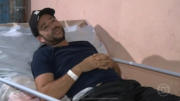Regilaneo da Silva Inácio foi atingido nos ombros e nas costas por um aparelho de musculação em uma academia em Juazeiro do Norte, no Ceará. Foto: TV Globo/Reprodução