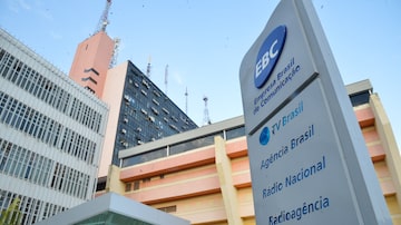 Dossiê enviado à CPI da Covidacusa a direção da Empresa Brasil de Comunicação (EBC) de censurar informações sobre a pandemia de covid-19. Foto: Divulgação