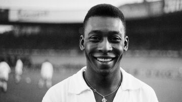 Itens da carreira de Pelé serão leiloados para ajudar crianças carentes. Foto: AFP