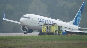 A aeronave saiu da pista e ficou presa no gramado dos aerredores do aeroporto de Huston, no Texas; não há registro de feridos no incidente