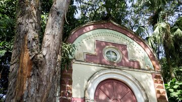 Capela São Silvestre foi projetada por primeira arquiteta formada no Brasil, Arinda da Cruz Sobral. Foto: Pedro Kirilos/Estadão - 08/07/2022