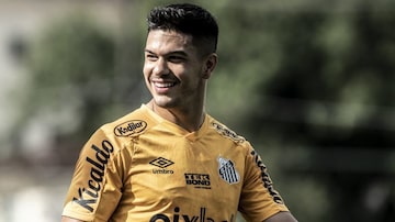 Rodrigo Fernández quer ampliar seu vínculo com o Santos. Foto: Ivan Storti/Santos FC