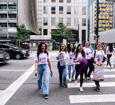 Greenpeace Brasil, Girl Up e a marca Ben & Jerry’s extrapolaram as redes sociais e ofereceram sorvetes de graça para adolescentes que tiraram o título neste ano. O 'Rolê dos Confirmados' aconteceu neste sábado, na Avenida Paulista, em São Paulo.