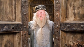 Michael Gambon, o eterno Dumbledore de 'Harry Potter', morreu nesta quinta-feira, 28, aos 82 anos. Foto: Warner Bros. Pictures/Reprodução