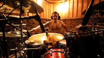 Eloy Casagrande, ex-baterista da banda Sepultura. Foto: O2 PLay