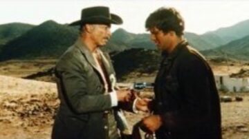 
 Lee Van Cleef é o pistoleiro Frank Talby, que vai ensinar o jovem Scott Mary (Giuliano Gemma) o que significa ser homem no Velho Oeste de "Dias da Ira": versão nova em DVD. Foto: Estadão