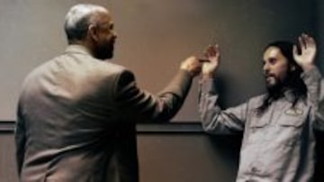 
 Denzel Washington interroga o assombroso eletricista vivido por Jared Leto no longa dirigido por John Lee Hancock . Foto: Estadão