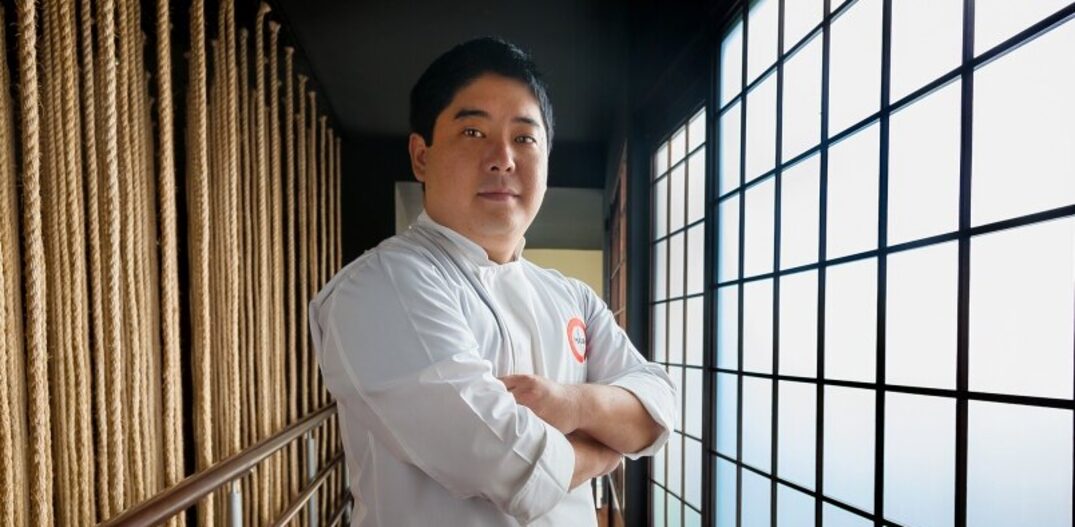 O chef Mitsuharu Tsumura vai cozinhar ao lado dos chefs brasileiros no Neto. Foto: Maido