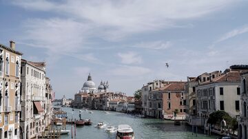 Vista do Grande Canal em Veneza; administração local quer evitar aglomerações. Foto: Alessandro Grassani/The New York Times