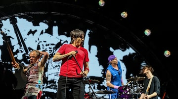 Banda Red Hot Chili Peppers encerrou o primeiro dia de Lollapalooza 2018, no autódromo de Interlagos, em São Paulo. Foto: Rafael Arbex/Estadão