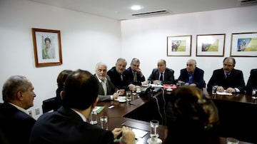 Ministros de Dilma em reunião na quarta-feira, 11. Foto: Fernando Bizerra|EFE