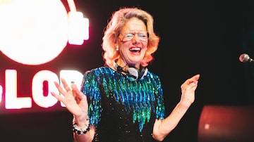 A sueca DJ Gloria, hoje com 79 anos. Foto: Divulgação / G