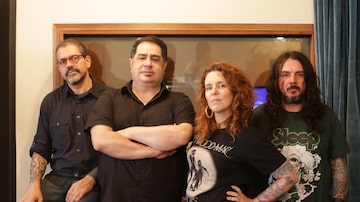 Pin Ups. Adriano Cintra, Zé Antônio Algodoal, Alê Briganti e Flávio Cavichioli. Foto: Nilton Fukuda/Estadão
