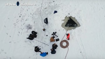 Uma equipe de investigadores noruegueses está tentando desvendar o mistério de um óvni após 77 anos, após a detecção, por meio de uma imagem de sonar, de um objeto submerso de 14 metros de comprimento e três metros de largura, de acordo com a a emissora pública belga RTBF. Foto: Reprodução YouTube via @UFOvni2012