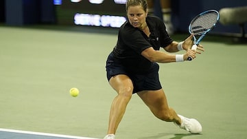 Tricampeã do US Open, Clijsters volta ao torneio após 8 anos, mas cai na estreia. Foto: Frank Franklin II/AP