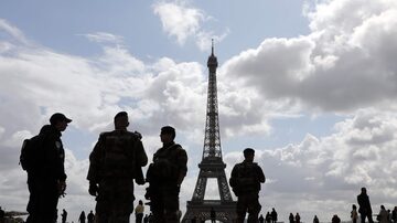 Torre Eiffel, um dos pontos icônicos de Paris. Foto: Ludovic Marin/AFP