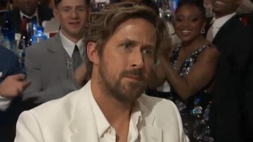 Ryan Gosling foi pego de surpresa com premiação e pareceu incrédulo ao vencer o Critics Choice Awards. Foto: Reprodução de vídeo/CW/Twitter/@michaelcollado