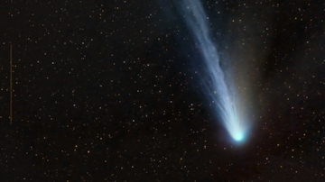 Registro do cometa 12P/Pons-Brooks em 1º de abril de 2024. Foto: Dan Bartlett/astrobin