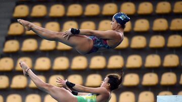 Ingrid Oliveira e Giovanna Pedroso treinam no Maria Lenk antes dos Jogos. Foto: Wilton Junior/Estadão