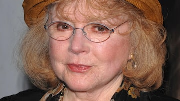 FILE - Actress Piper Laurie arrives at the premiere of "Hounddog," in New York, Tuesday, Sept. 16, 2008. Laurie, the strong-willed, Oscar-nominated actor who performed in acclaimed roles despite at one point abandoning acting altogether in search of a “more meaningful” life, died early Saturday, Oct. 14, 2023, at her home in Los Angeles. She was 91. (AP Photo/Peter Kramer, File). Foto: Peter Kramer/ AP