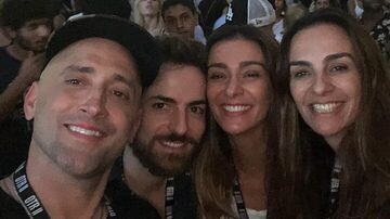 Mônica Martelli publicou fotos em que aparece ao lado de Thales Bretas, Paulo Gustavo e da irmã, Susana Garcia. Foto: Instagram/@monicamartelli