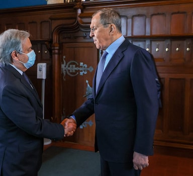 Russian Foreign Minister Sergei Lavrov meets with UN Secretary-General Antonio Guterres in Moscow on April 26, 2022. (Photo by Handout / various sources / AFP) / RESTRICTED TO EDITORIAL USE - MANDATORY CREDIT "AFP PHOTO / Russian Foreign Ministry / handout" - NO MARKETING NO ADVERTISING CAMPAIGNS - DISTRIBUTED AS A SERVICE TO CLIENTS