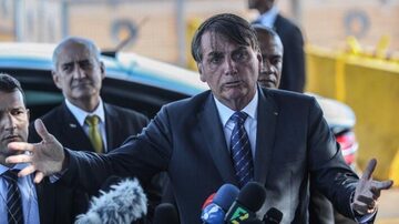 Bolsonaro diz que pagou R$ 72 mil de multa por ofensas a jornalistas