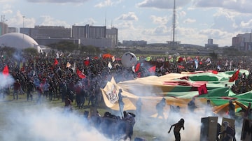 Manifestantes do protesto Ocupa Brasília neste 24 de maio de 2017, na capital federal. Foto: Nilton Fukida/Estadão