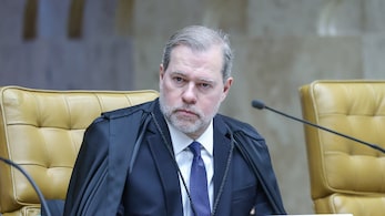 https://www.estadao.com.br/resizer/v2/QFBC4XIIORCMHJC7K7RMMQV25Y.jpg?quality=80&auth=a1bbfcf216e18ed16094ade6000ea58bc8abcbcbc776a27b92ad51f8c6129426&width=347&height=195&smart=true