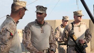 Membros da Marinha na província de Helmand, na fronteira do Afeganistão com o Paquistão em 2012. Foto: Sgt. Keonaona C. Paulo/U.S. Marine Corps/Handout via Reuters