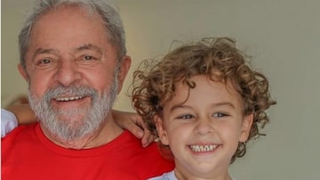 O ex-presidente Lula com o neto Arthur. Foto: Ricardo Stuckert/Instituto Lula