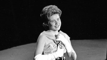 A atrizPatty Duke quandovenceu o Oscar em 1963 por 'O Milagre de Anne Sullivan'. Foto: AP