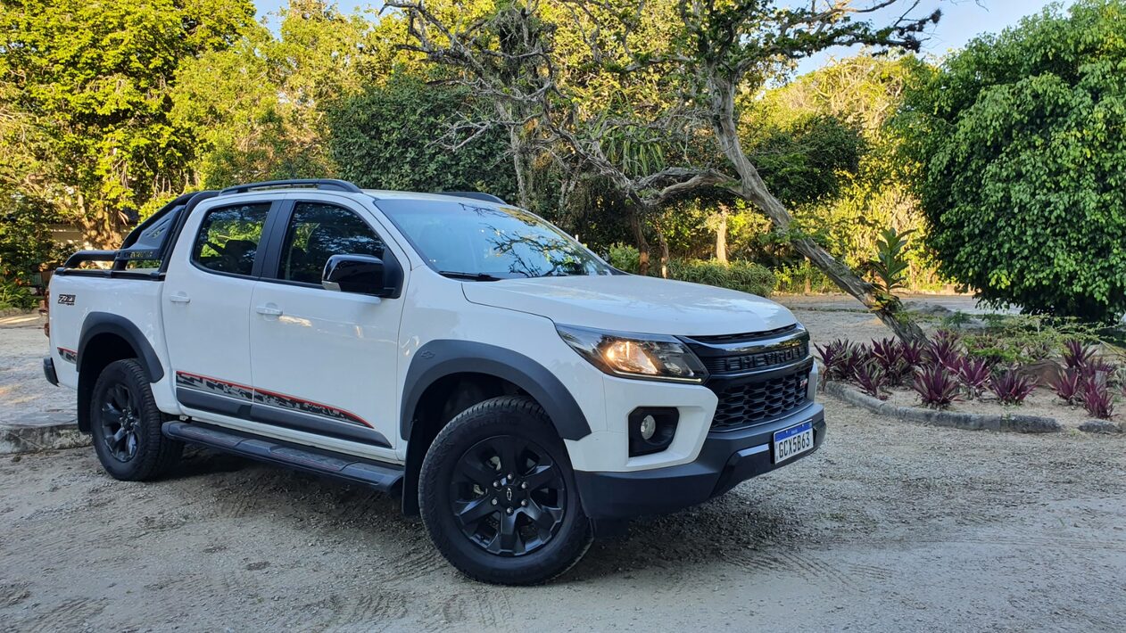 S10 Z71 sai por R$ 236.990, à vista; versão LTZ tem R$ 44.200 de desconto frente ao valor oficial de R$ 281.190 S10 Z71 sai por R$ 236.990, à vista; versão LTZ tem R$ 44.200 de desconto frente ao valor oficial de R$ 281.190