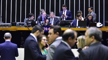 Câmara dos Deputados aprovou novas regras para voluntários em pesquisas. Foto: Zeca Ribeiro