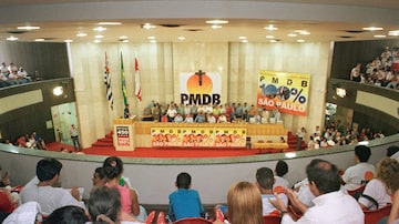 Convenção municipal paulistana do PMDB (antigo MDB)na Câmara dos Vereadores em 2003. Foto: PAULO LIEBERT/AE